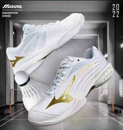 รองเท้า mizuno รุ่น WAVE CLAW2 (WIDE) สีขาว
